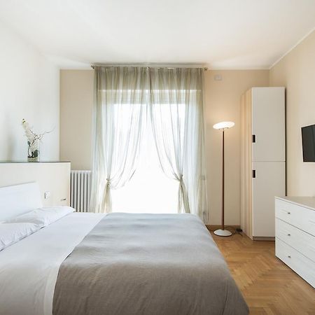 Casa Foscolo Appartement Villa Guardia Buitenkant foto