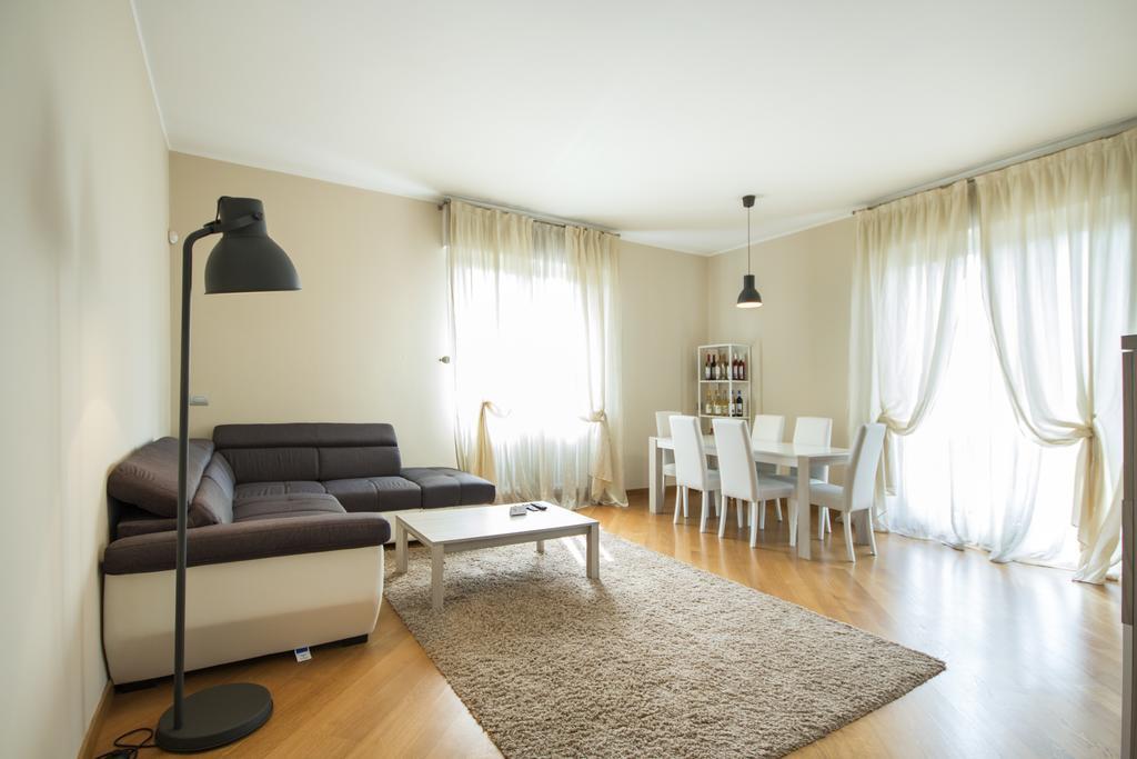 Casa Foscolo Appartement Villa Guardia Buitenkant foto