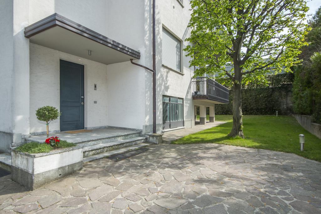 Casa Foscolo Appartement Villa Guardia Buitenkant foto